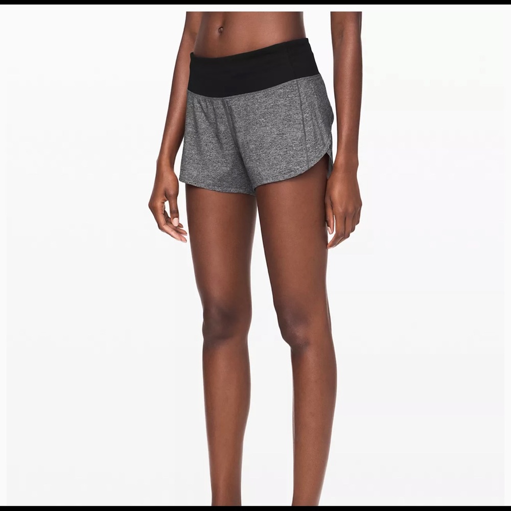 Lululemon Speed Up Mid-Rise Short 4”